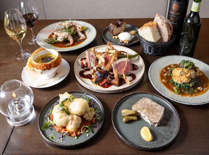 3時間飲み放題付 貸切予約【16~60名様用(着席時45名様迄)】ビュッフェプラン③