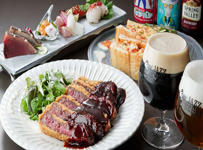 【テーブルシェア】さわらのソテー、黒毛和牛レアビフカツ、デザート付　90分フリードリンク＋全8品