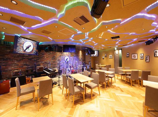 Dining & Music BAR 音STAGE