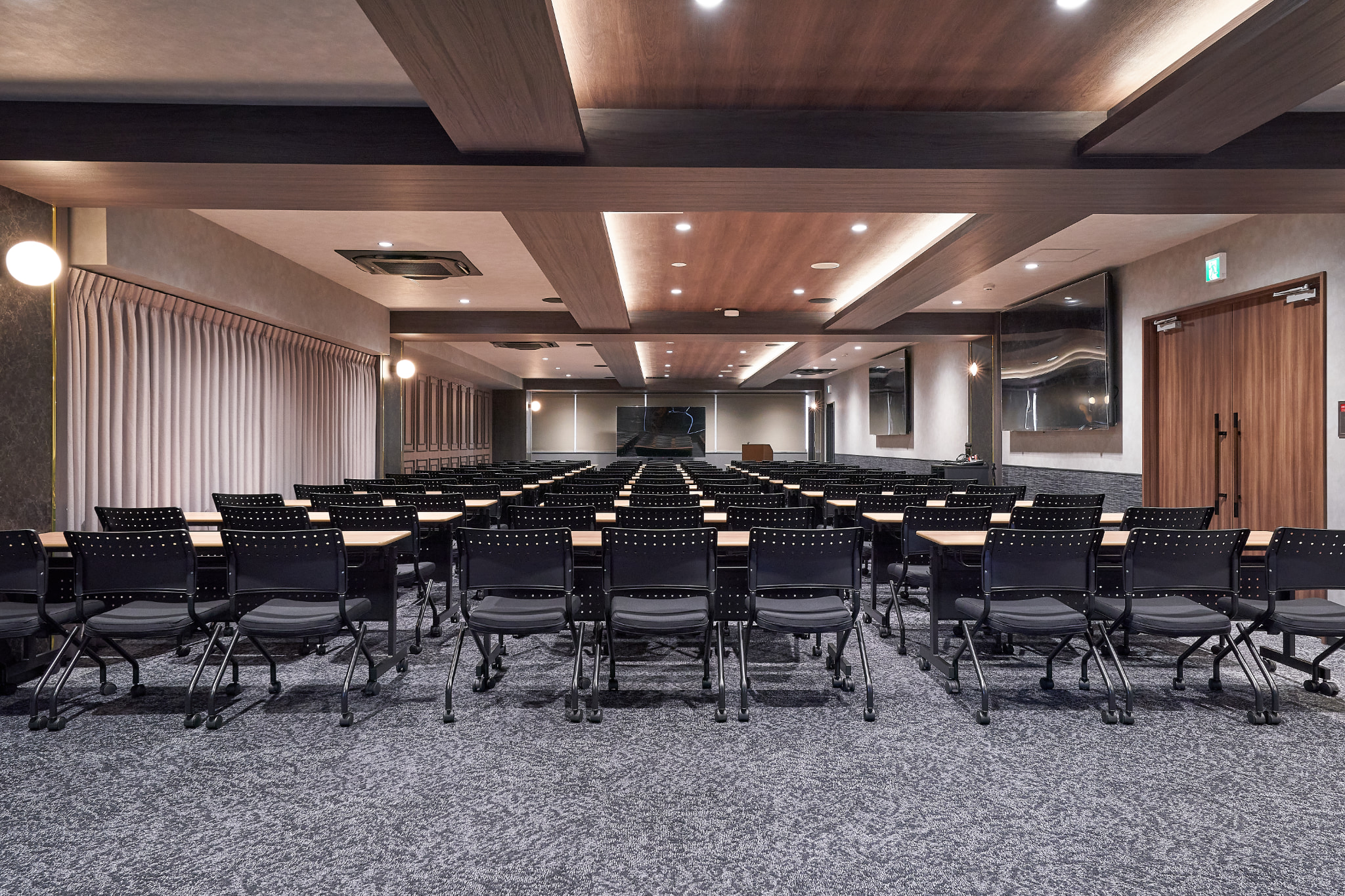 TIME SHARING 新橋駅前5F