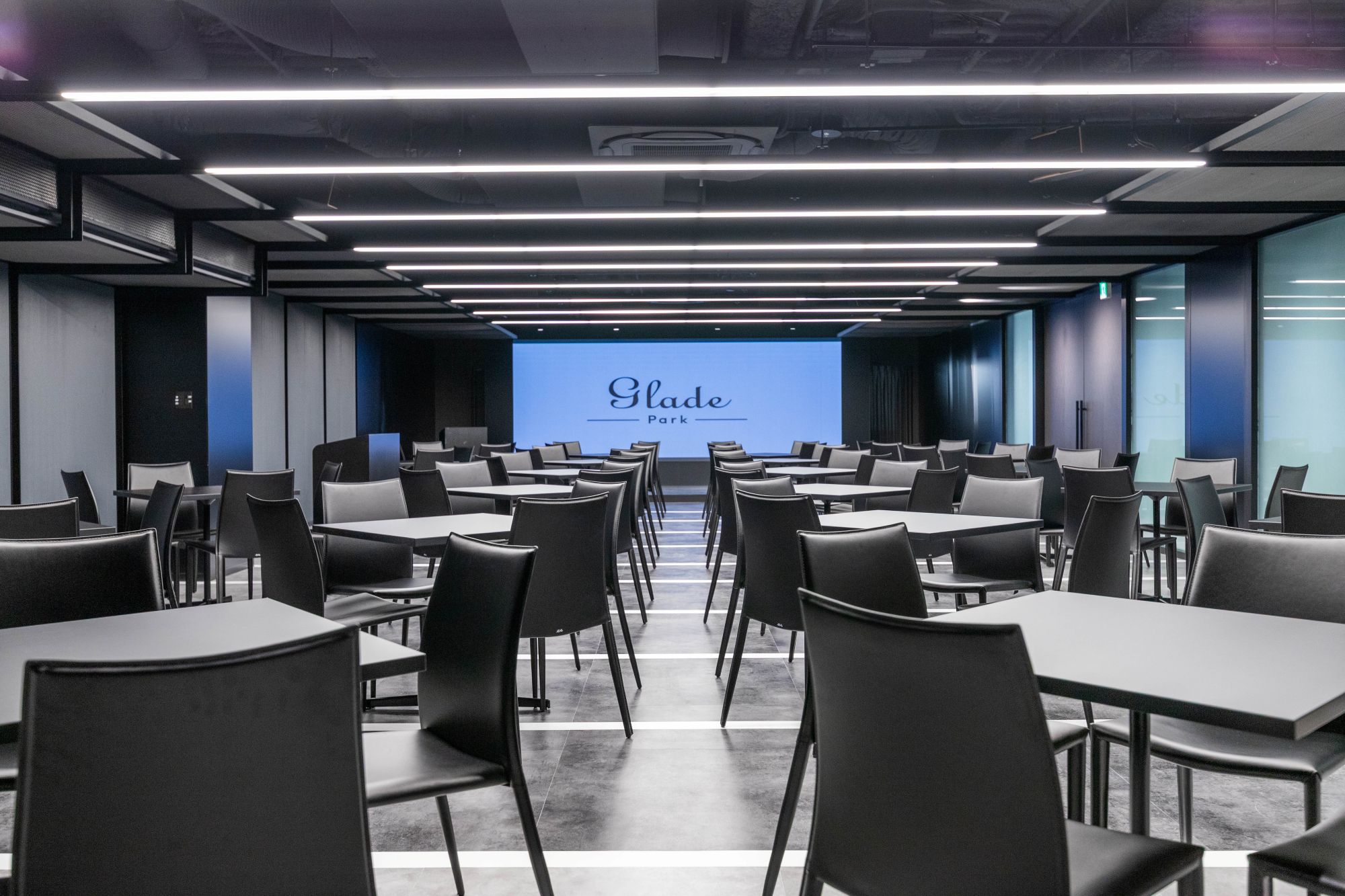 【〜16:00完全退室】8階：宴会プラン（会場3h＋飲放2h＋ビュッフェ）