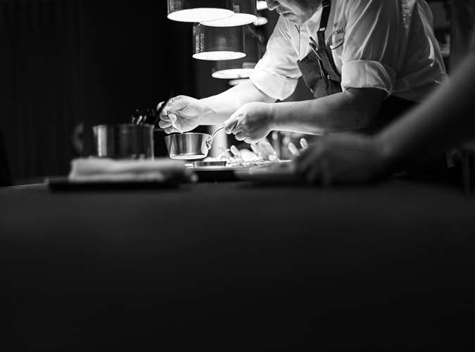 2時間フリードリンク付フルコースC 13,200円