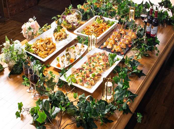 【〜16:00完全退室】宴会プラン（会場3h＋飲放2h＋ビュッフェ+可動式モニター2台＋無線マイク２本）