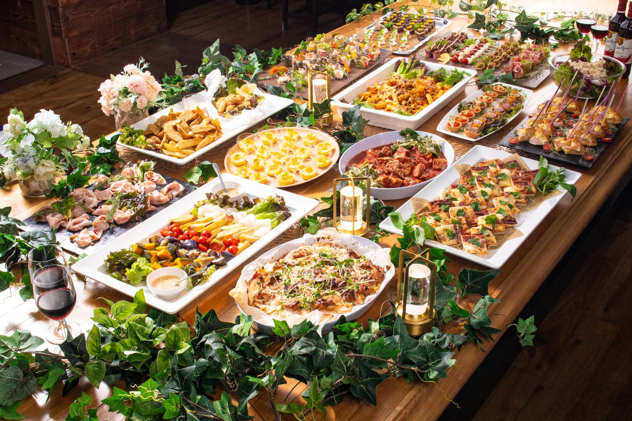 金土日祝【2時間飲み放題】フルセレクションビュッフェ＜21品＞会場3時間込 最低保証金額:275,000円(税込)～