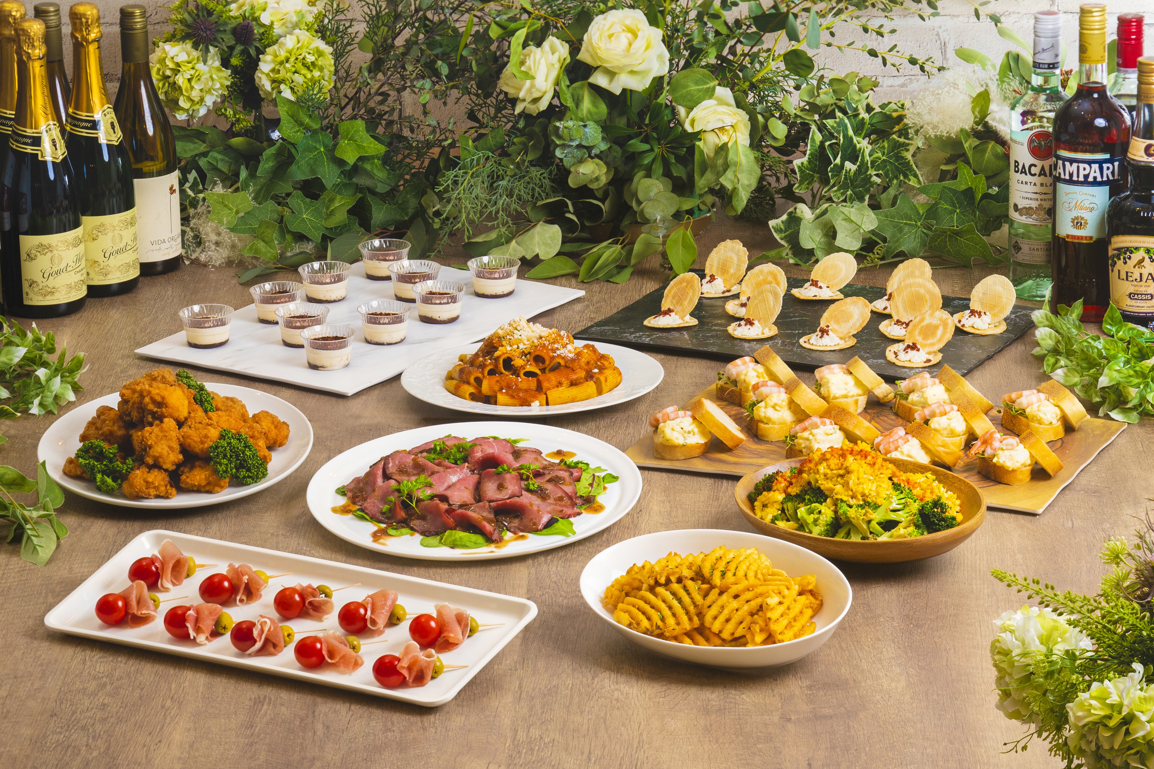 月〜木曜（祝日除く）【2時間飲み放題】スタンダードプラン＜9品＞会場3時間込 最低保証金額:165,000円(税込)～