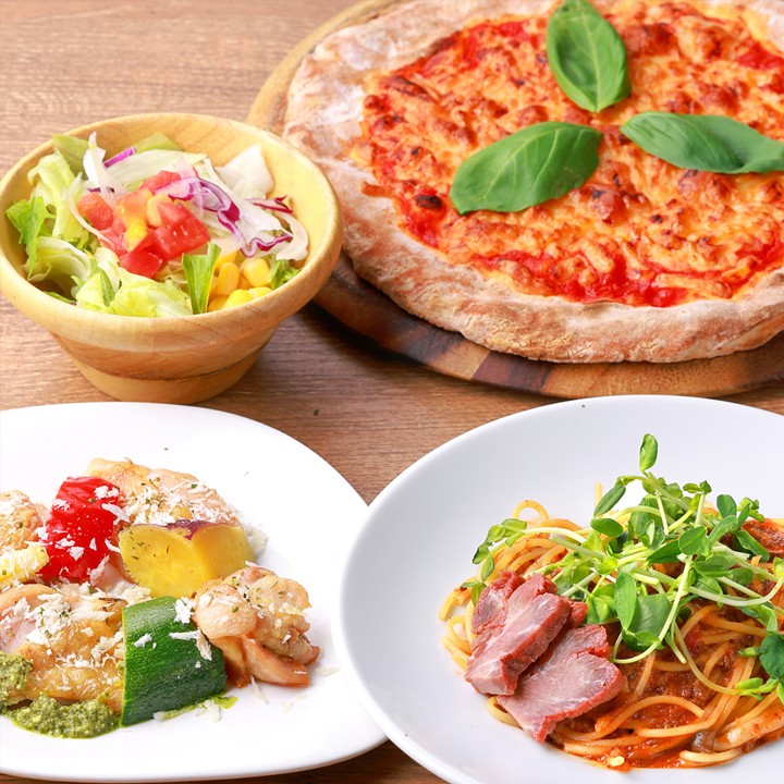 人気No.1【2時間飲み放題付】Aコース◎自慢の『肉ボロネーゼ』と『鶏もも肉の香草パン粉焼き』が味わえるコース！お得感満点のコース！