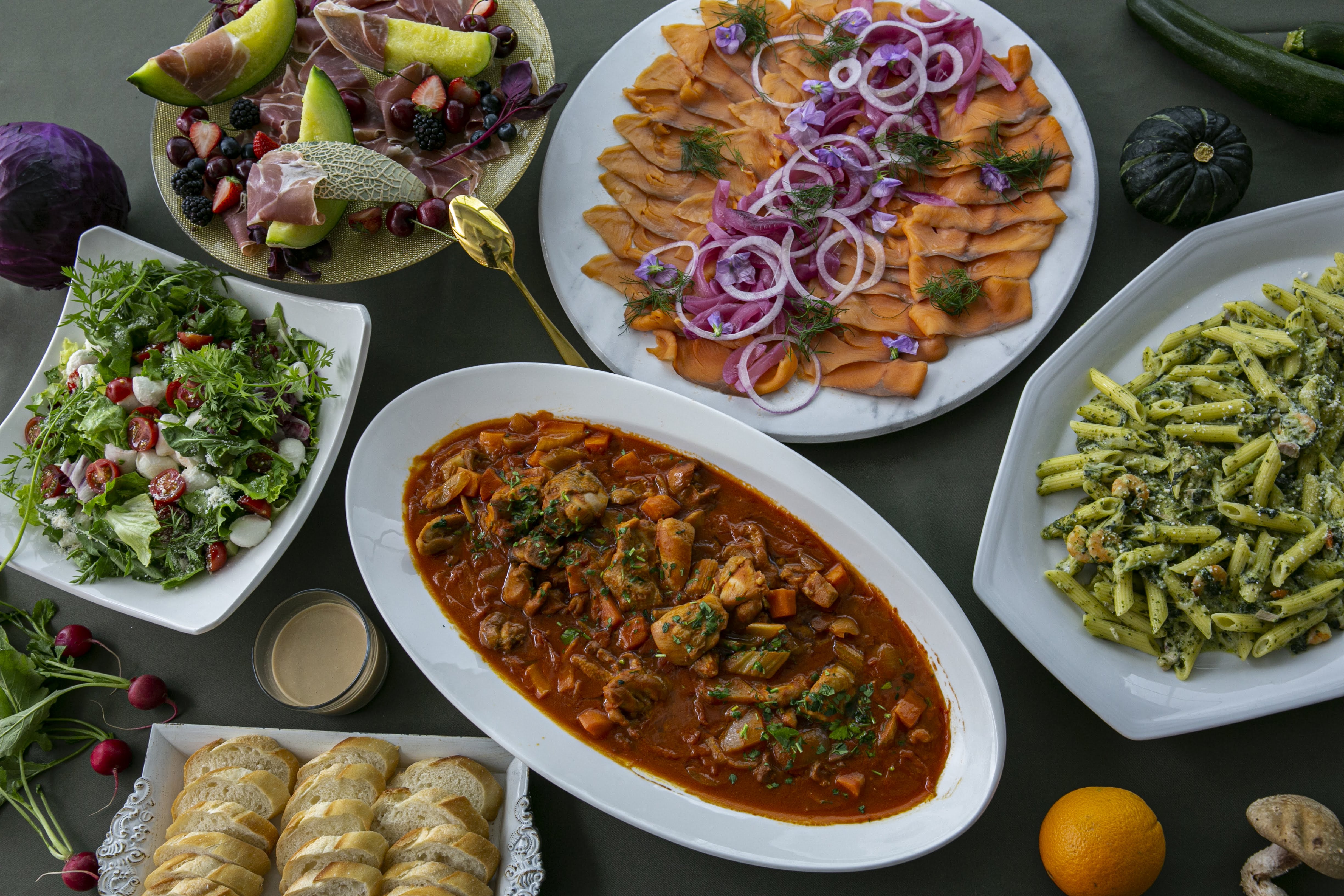 【2H飲み放題付き】貸切スタンダードプラン<ブッフェ全8品> 6,600円