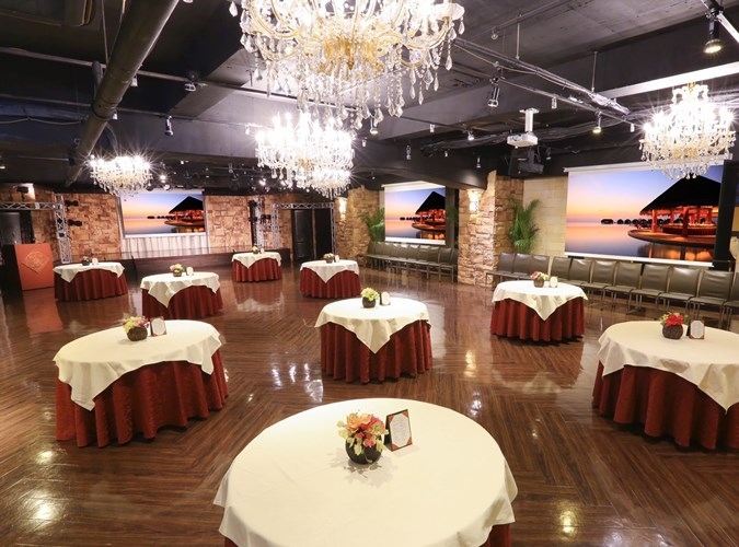 グレースバリ横浜関内店4F　内観