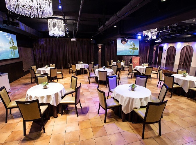 グレースバリ横浜関内店3F　内観