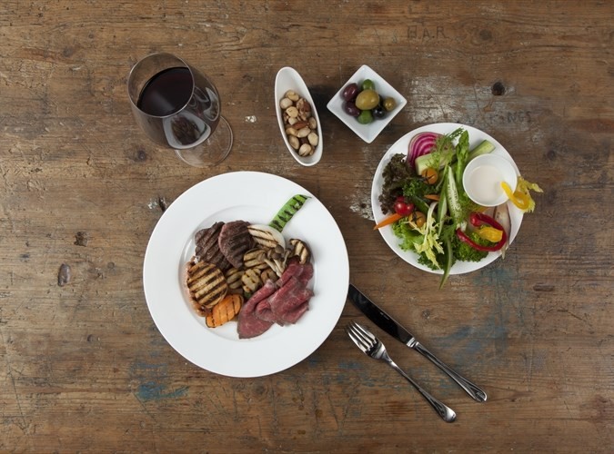 新鮮魚介をたっぷり使用。 至福コース !