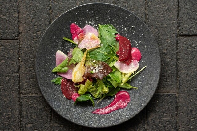 【ビュッフェ】全8品＋飲み放題付き