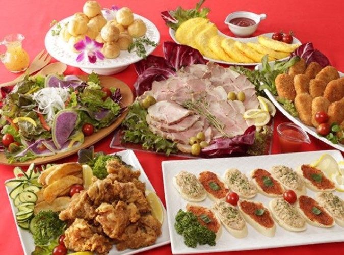 カジュアルプラン＜ビュッフェ8品+デザート1品＋2時間飲み放題＞