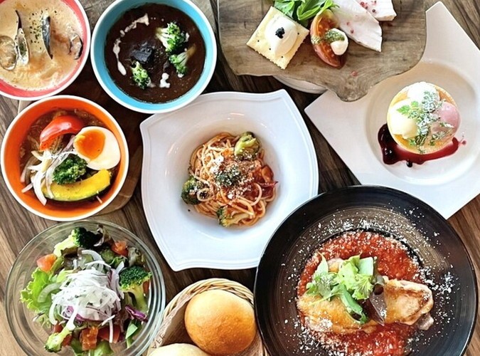 【ビュッフェプランおひとり様5,500円】全11品＋飲み放題（90分制）大満足！限定プラン