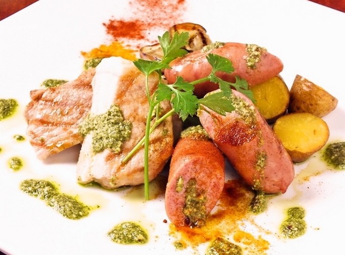 【お一人4,000円でテーブルサービス可能】お食事5品+飲み放題付きカジュアルプラン