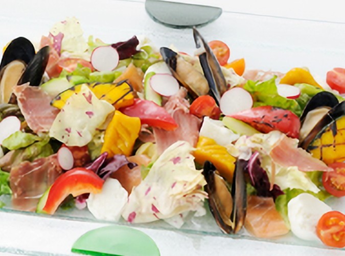 【ビュッフェプラン：4,400円】飲み放題付き