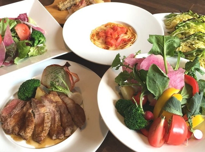 【人気No.1プラン】お料理8品＋フリードリンク30種