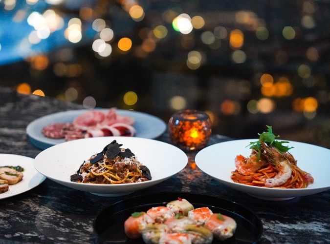 ¥18,000(税込19,800)/人