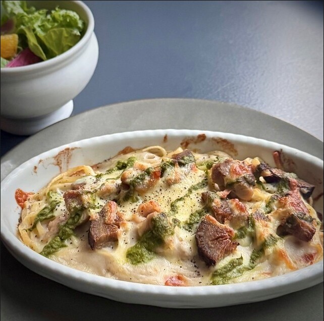 【人気No.1♪】メインは2種 鶏肉、茶美豚＋ランチで大人気のデザート&飲み放題付き♪