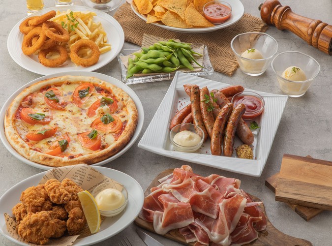 【貸切プラン】＜エクストラコース＞ 全8品 2時間飲み放題＆オプション付 5, 500円⇒5,000円(税込