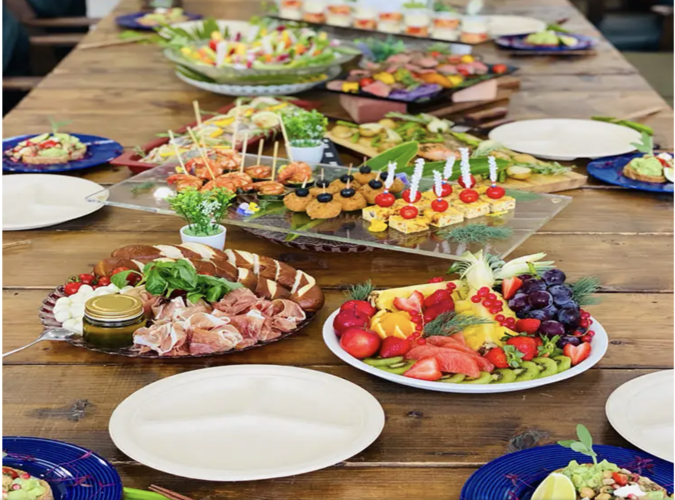 【カジュアルパーティー★低予算】お料理4品＋フリードリンク