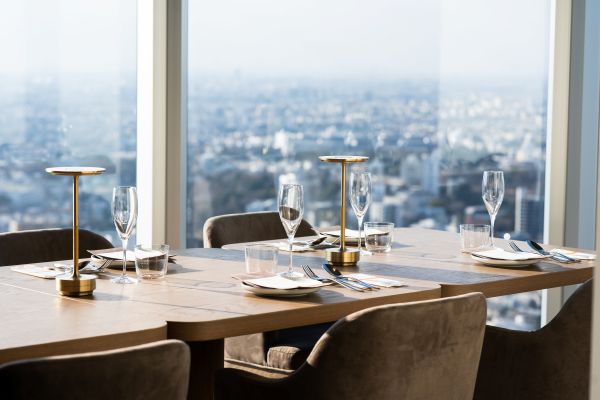 ◆スタンダード立食プラン (料理10品　デザート3品) 価格：１名/8000円(税抜)