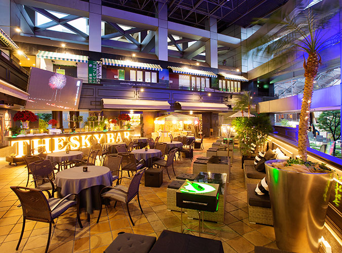 THE SKY BAR 麻布十番