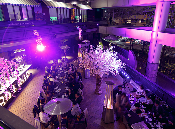 THE SKY BAR 麻布十番