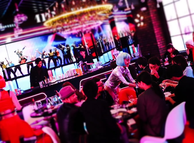 KUJIRA ENTERTAINMENT DINING