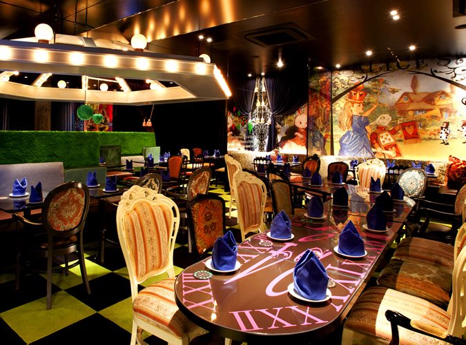 絵本の国のアリス